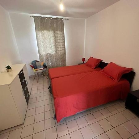 Appartement F4 Petit Bourg Eksteriør bilde