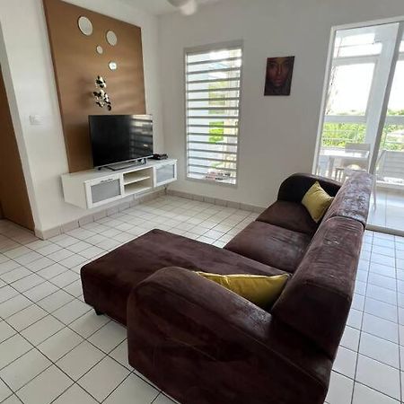 Appartement F4 Petit Bourg Eksteriør bilde
